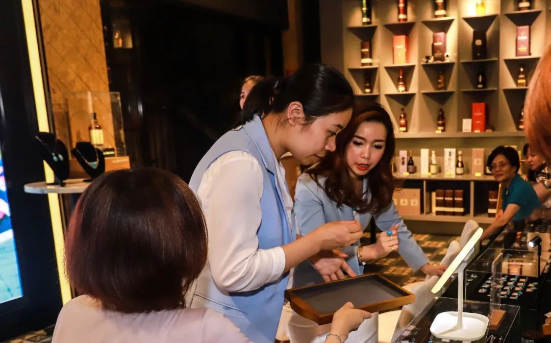 1565596508529076112.jpeg 3.jpeg